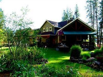 River House Bed And Breakfast Nine Mile Falls 外观 照片